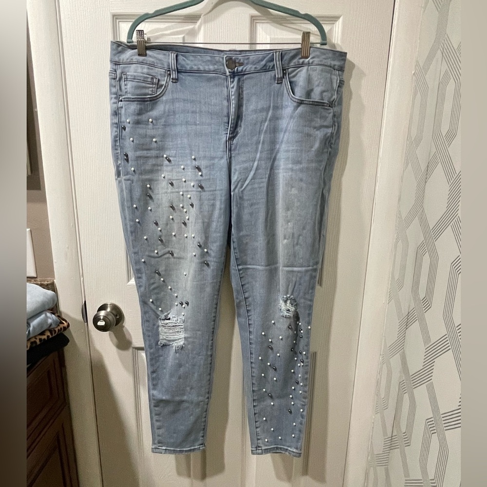 Lane Bryant Size 18 Pearl Embellish Ankle Jegging